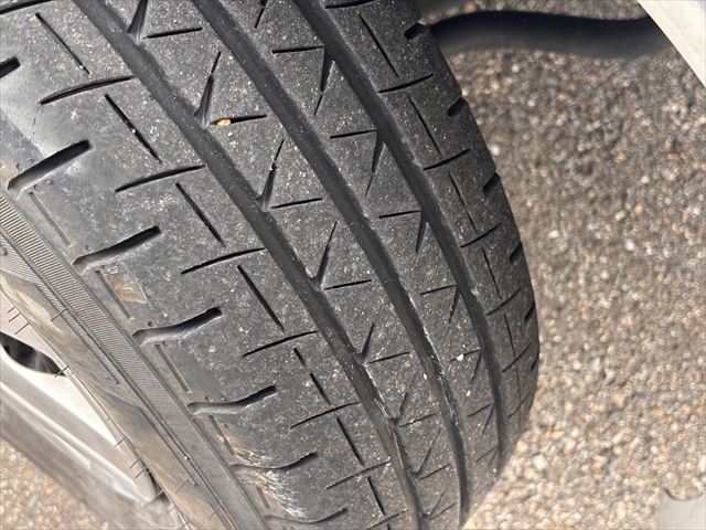 準備中 NV350キャラバン リフト 4WD