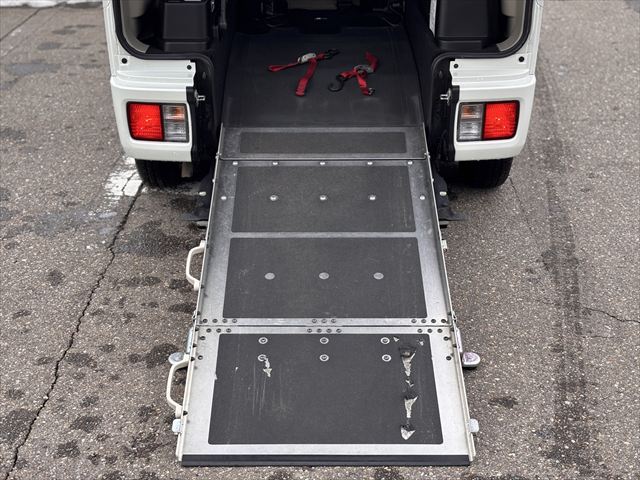 NV100 クリッパーリオ スロープ 4WD