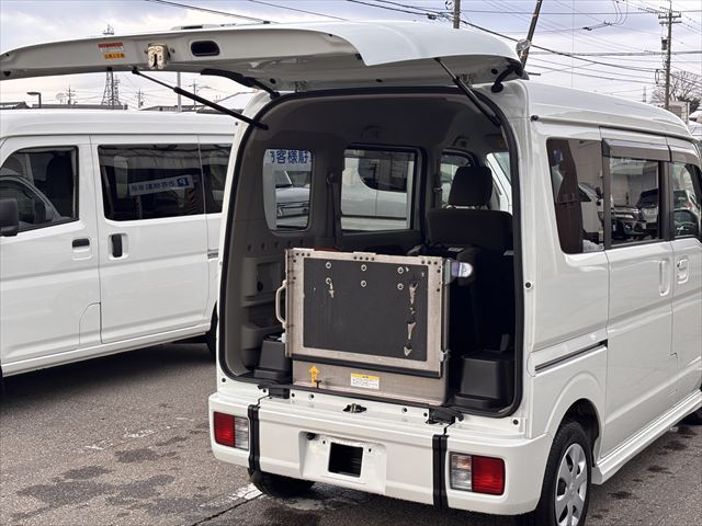 NV100 クリッパーリオ スロープ 4WD