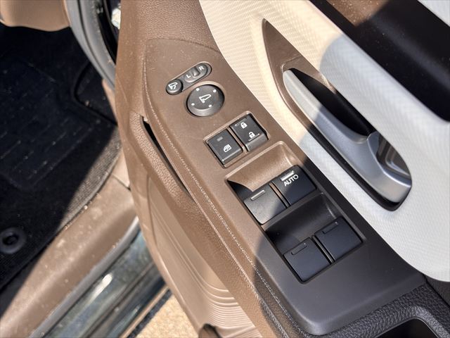 NBOX G スロープ 4WD