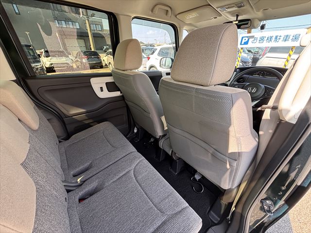 NBOX G スロープ 4WD