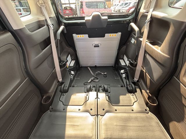 NBOX G スロープ 4WD