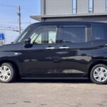 ルーミー X 4WD 助手席リフトアップ