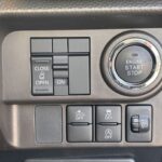 ルーミー X 4WD 助手席リフトアップ