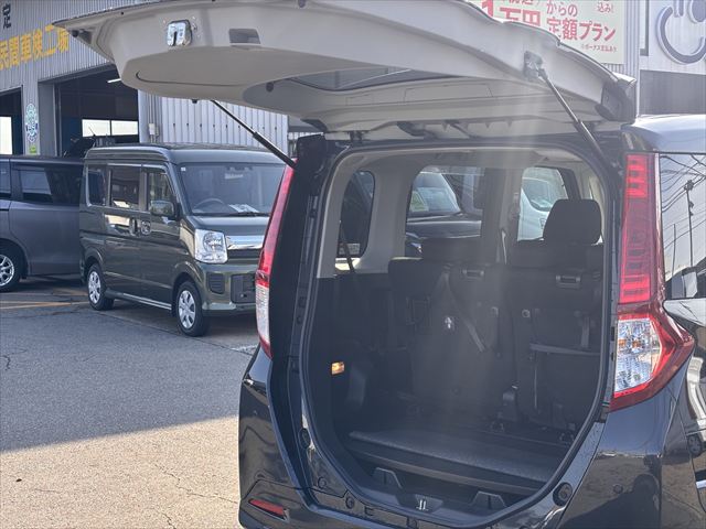 ルーミー X 4WD 助手席リフトアップ