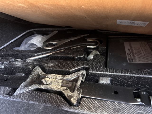 ルーミー X 4WD 助手席リフトアップ