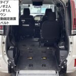ノア X タイプ1 車いす2名仕様 4WD