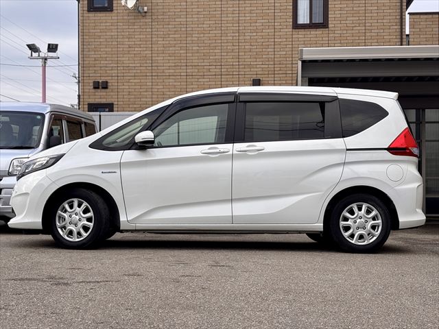 フリード＋ハイブリッド　ハイブリッドG