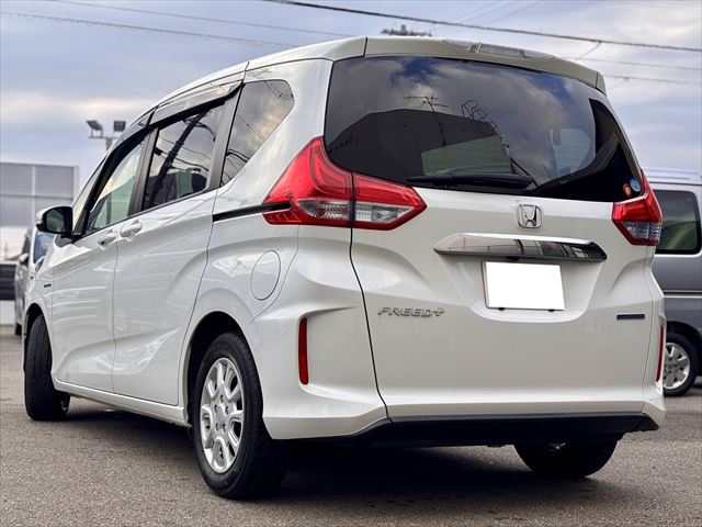 フリード＋ハイブリッド　ハイブリッドG