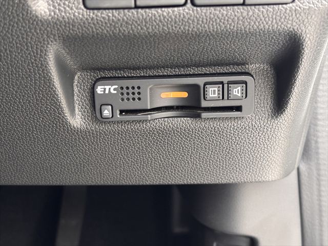 フリード＋ハイブリッド　ハイブリッドG