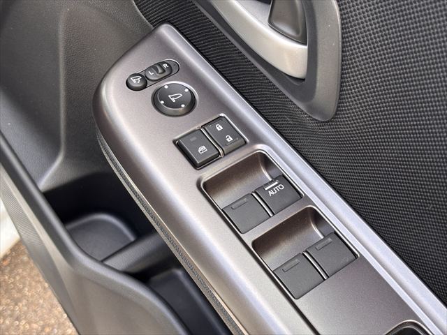 フリード＋ハイブリッド　ハイブリッドG