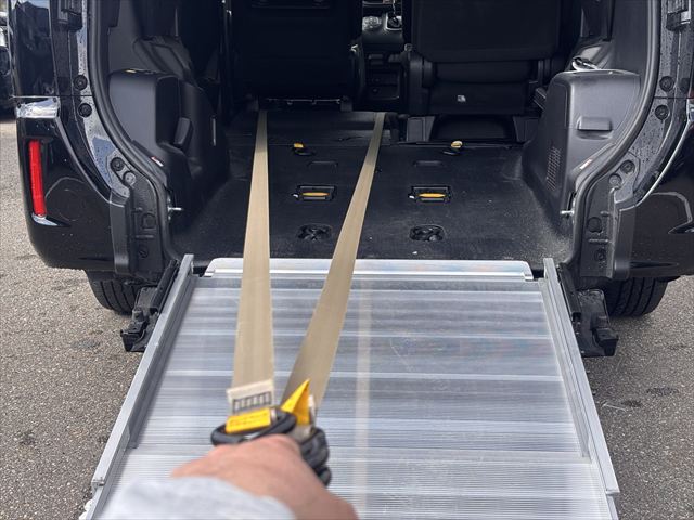 ノア X タイプ1 車いす2名