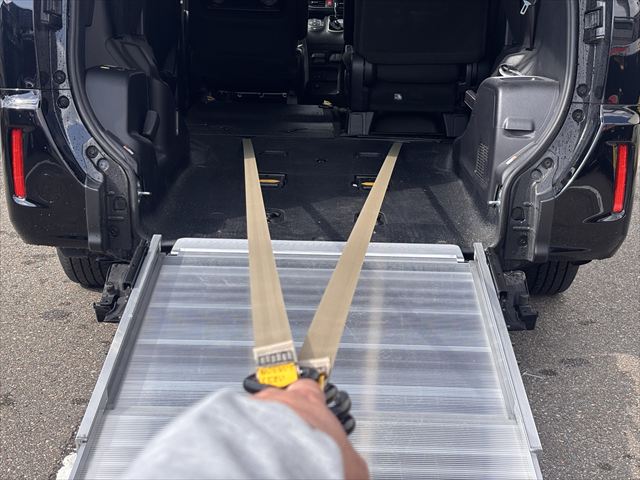 ノア X タイプ1 車いす2名