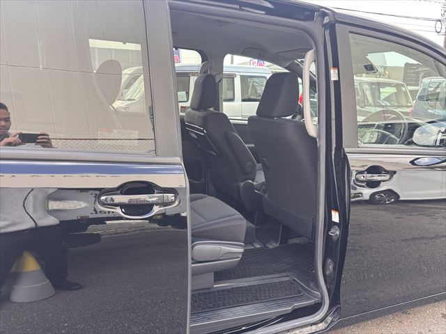 ノア X タイプ1 車いす2名