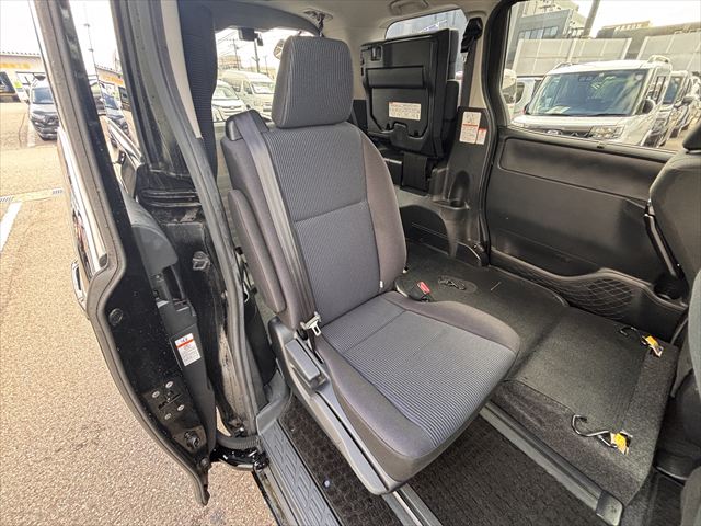 ノア X タイプ1 車いす2名