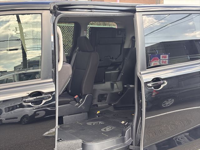 ノア X タイプ1 車いす2名