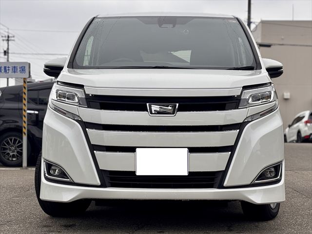 ノア X タイプ1 車いす2名 4WD