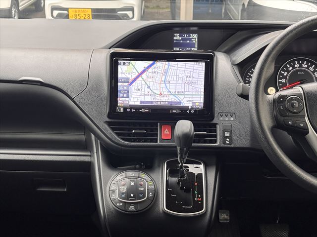 ノア X タイプ1 車いす2名 4WD