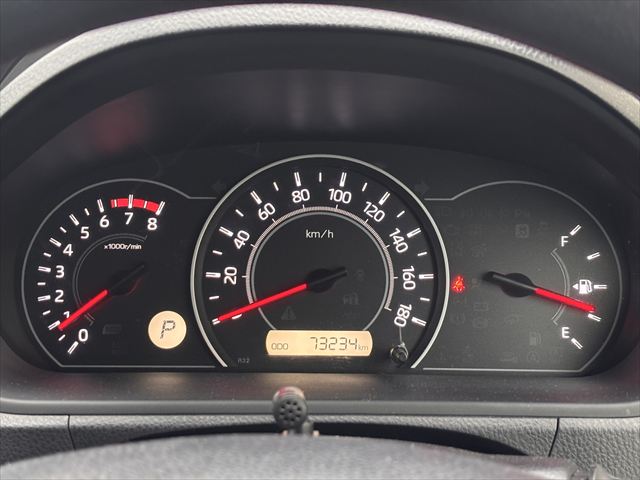 ノア X タイプ1 車いす2名 4WD