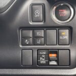 ノア X タイプ1 車いす2名 4WD