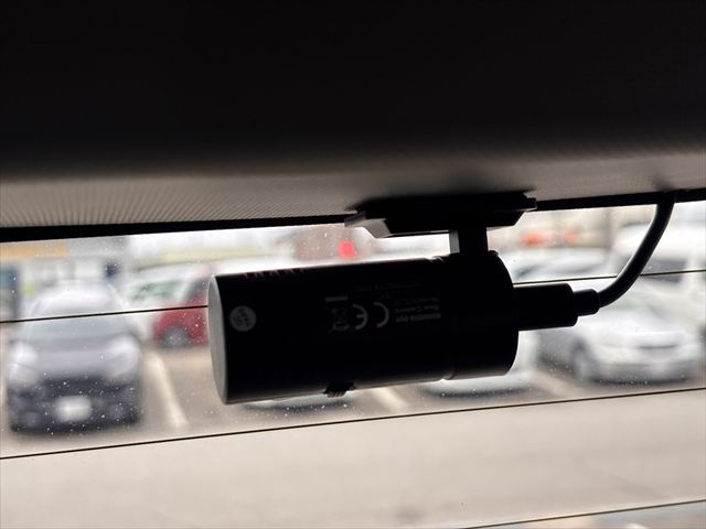 ノア X タイプ1 車いす2名 4WD