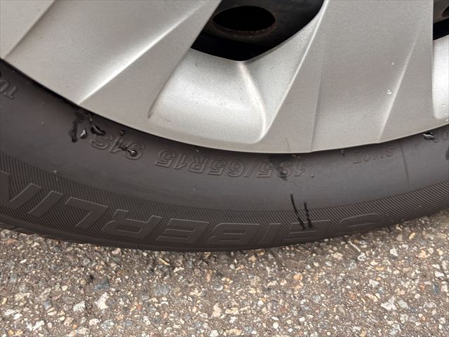 ノア X タイプ1 車いす2名 4WD