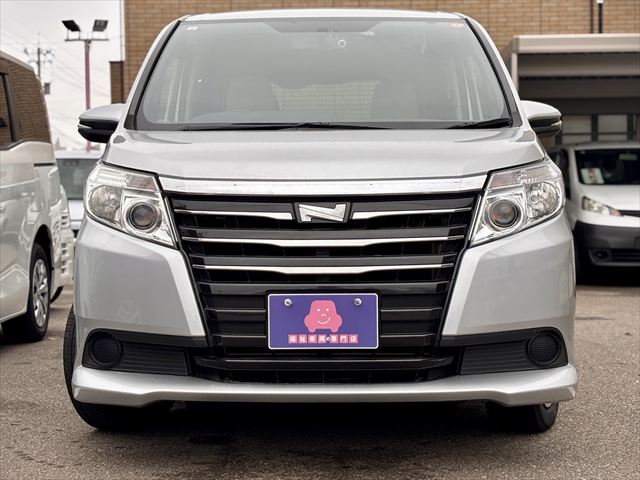 ノア X タイプ1 車いす1名 4WD