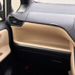 ノア X タイプ1 車いす1名 4WD