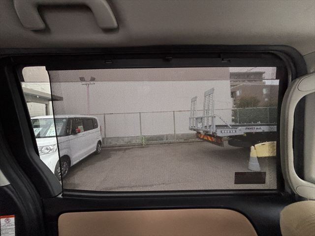 ノア X タイプ1 車いす1名 4WD