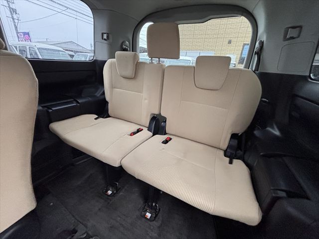 ノア X タイプ1 車いす1名 4WD