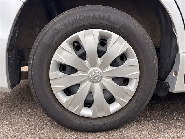 ノア X タイプ1 車いす1名 4WD