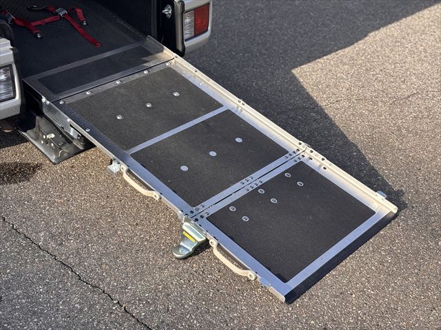 エブリイワゴン スロープ オートステップ 4WD