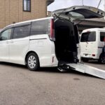 ノア X タイプ1 車いす2名仕様 4WD