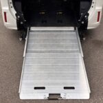 ノア X タイプ1 車いす2名仕様 4WD