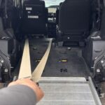 ノア X タイプ1 車いす2名仕様 4WD