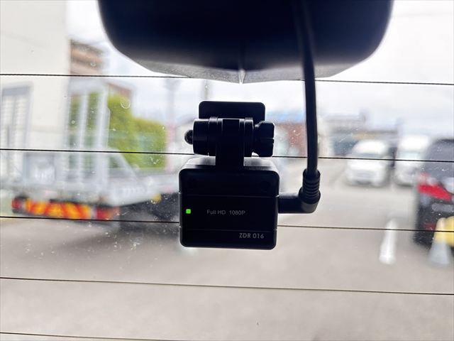 ノア X タイプ1 車いす2名仕様 4WD