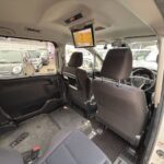 ノア X タイプ1 車いす2名仕様 4WD