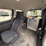 ノア X タイプ1 車いす2名仕様 4WD