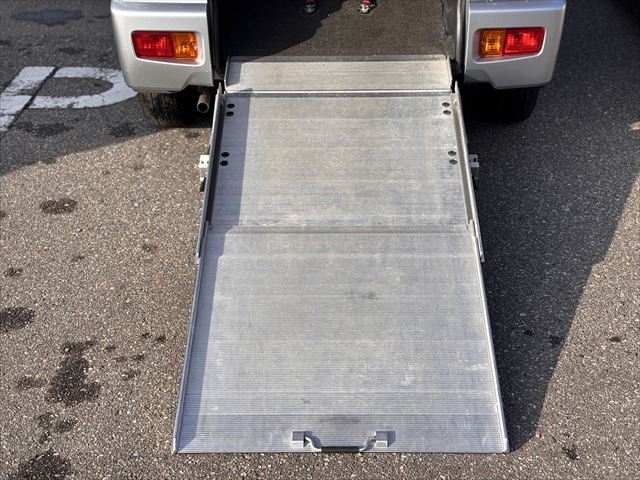 エブリイワゴン スローパー 4WD