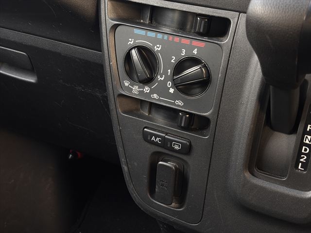 エブリイワゴン スローパー 4WD