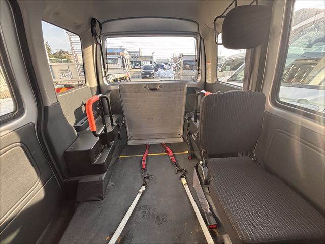 エブリイワゴン スローパー 4WD