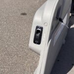NV350キャラバンバン リアリフト 車いす2名 ディーゼル4WD