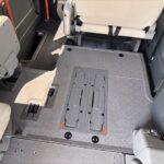 NV350キャラバンバン リアリフト 車いす2名 ディーゼル4WD
