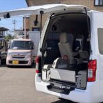 NV350キャラバンバン リアリフト 車いす2名 ディーゼル4WD