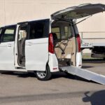 N-BOX G スロープ 4WD 助手席側オートステップ付き