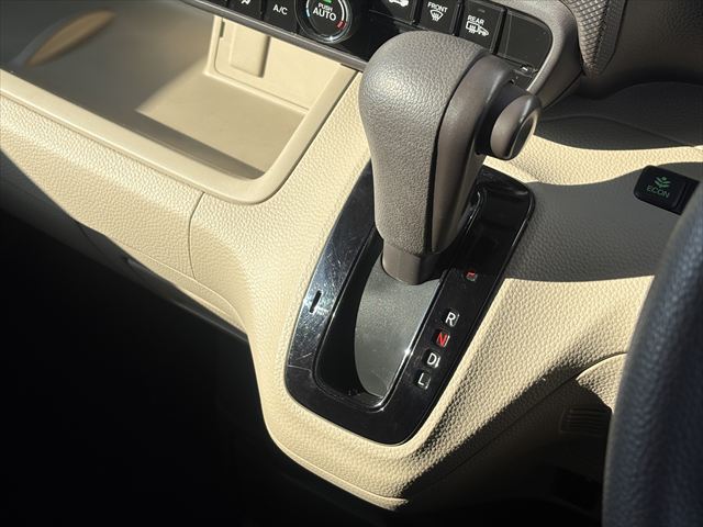 N-BOX G スロープ 4WD 助手席側オートステップ付き