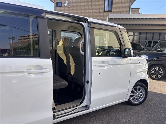 N-BOX G スロープ 4WD 助手席側オートステップ付き