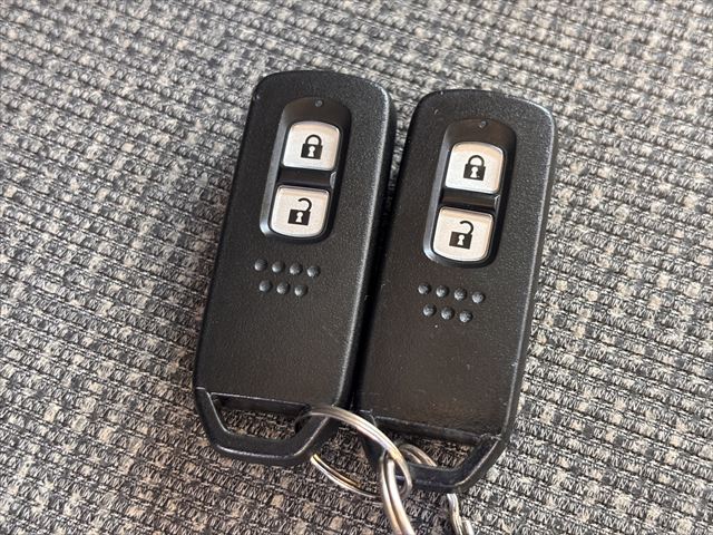 N-BOX G スロープ 4WD 助手席側オートステップ付き
