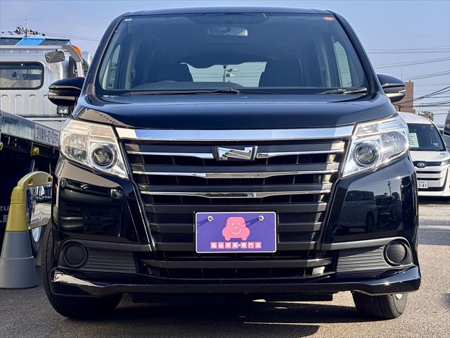 ノア X タイプ2 サードシート付 4WD