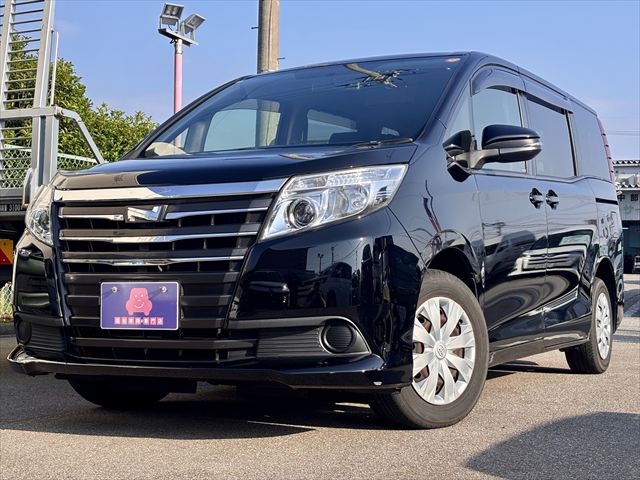 ノア X タイプ2 サードシート付 4WD